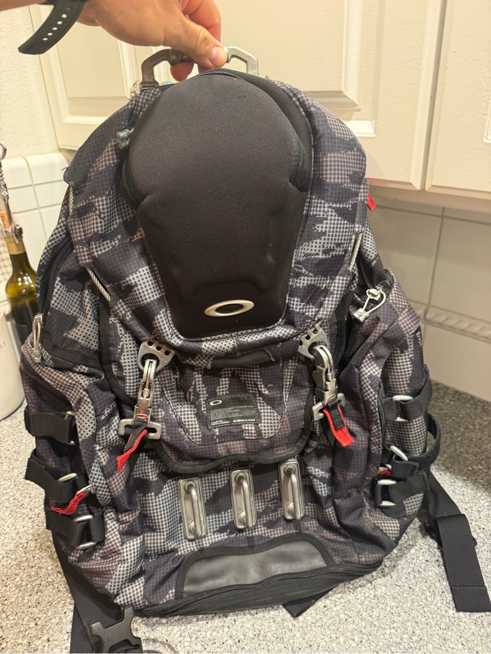 Oakley Bathroom Sink Tactical Field Gear Backpack Bag Digicam Camo